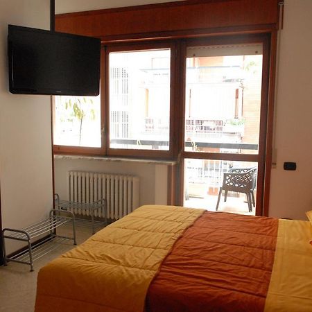 Bed & Breakfast Maricentro Tarento Habitación foto